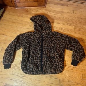 Lou & Grey Leopard Cozy Up Jacket, Size Small